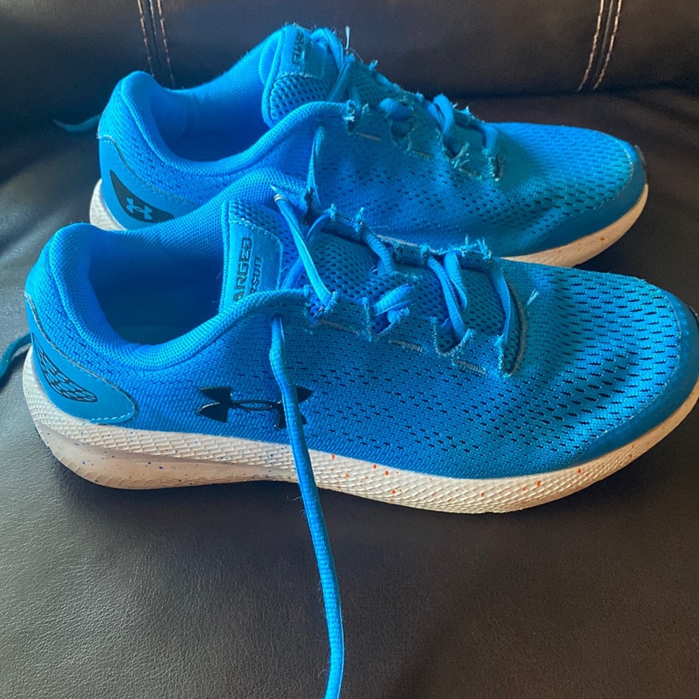 Blue Under Armour sneakers. Size 7Y.